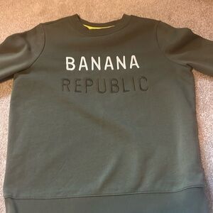 Banana republic crewneck
